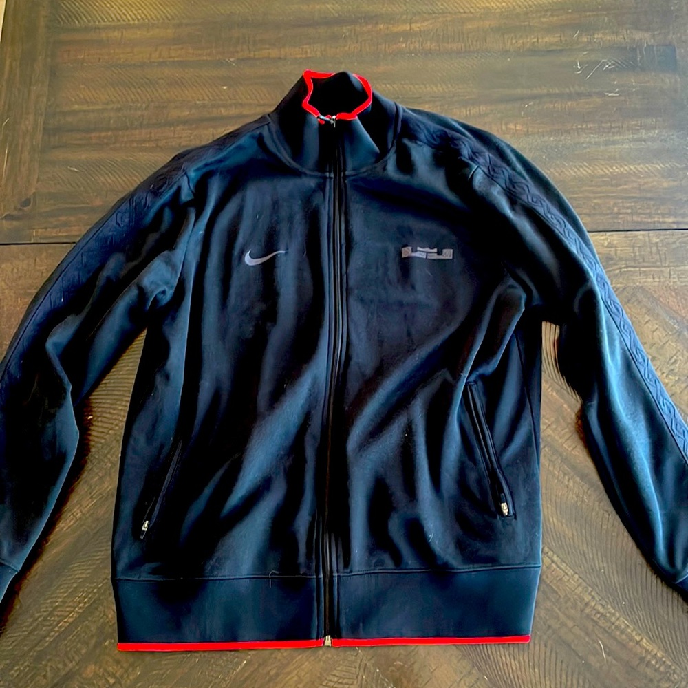 Men’s XL King James full zip jacket